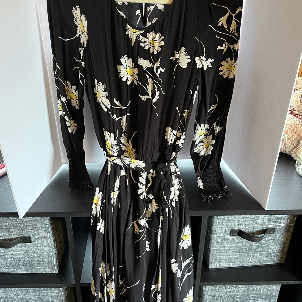 Talbots Black Summer Resort Wear Dress with White Floral Pattern Tie Waist